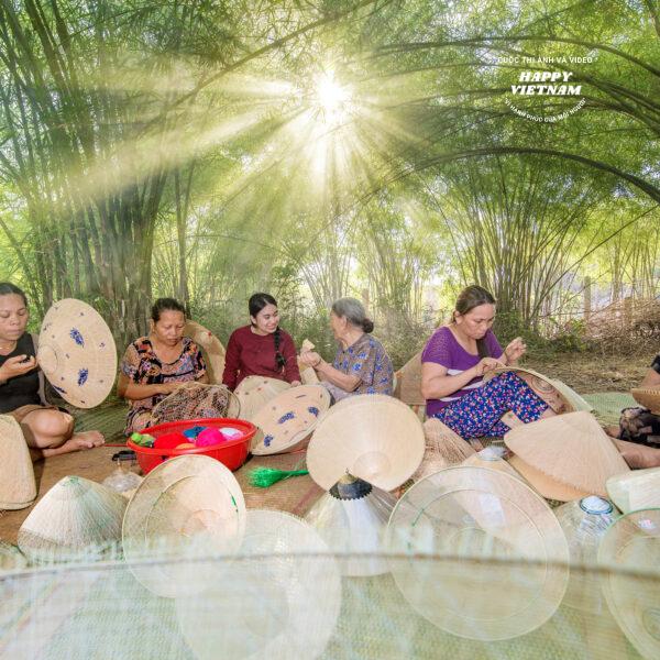 Nghề làm nón lá