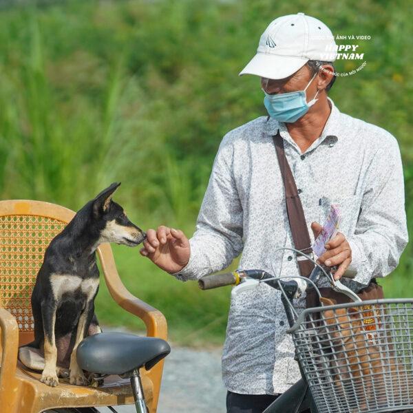 Tình người